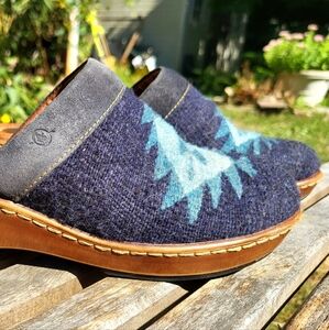 Born Bandy Clog